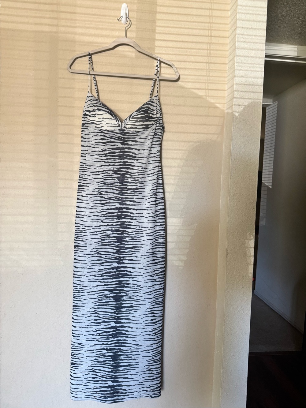 NWT Miaou Florence Dress in Zebra Size Large - Picture 3 of 8